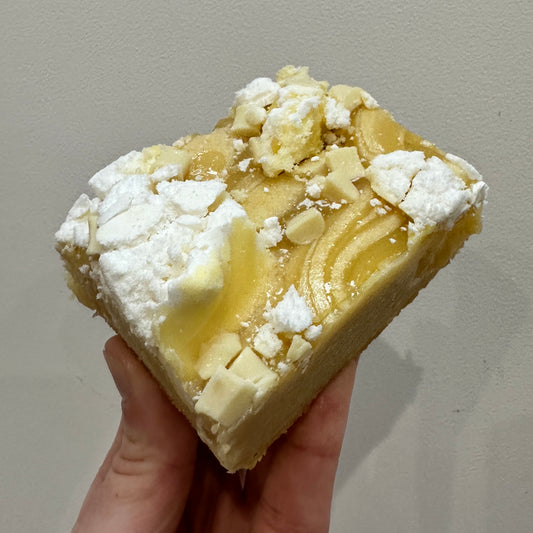 Lemon Meringue Blondie