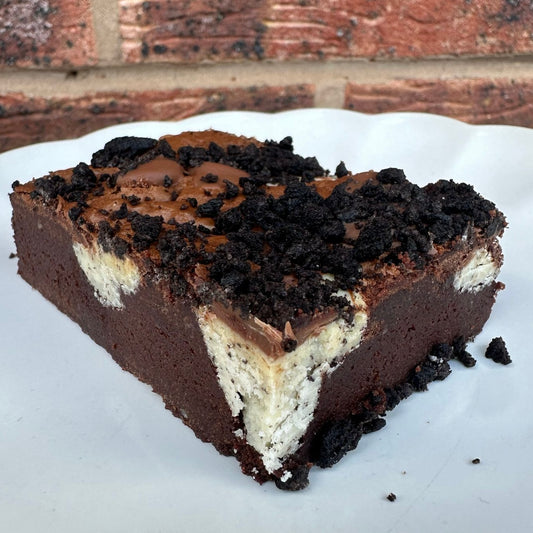 Cookies and Cream Puddle Brownie