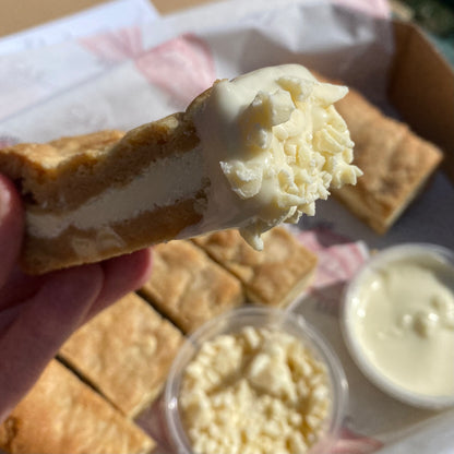 Milkybar Cookie Dipping Box